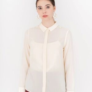 Grana Women's Cream Button Down Shirt